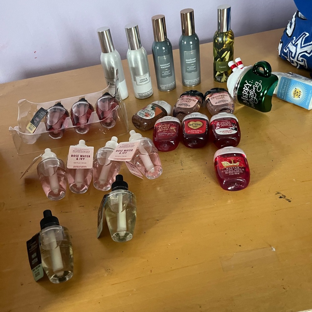 BRAND NEW BATH AND BODY WORKS
